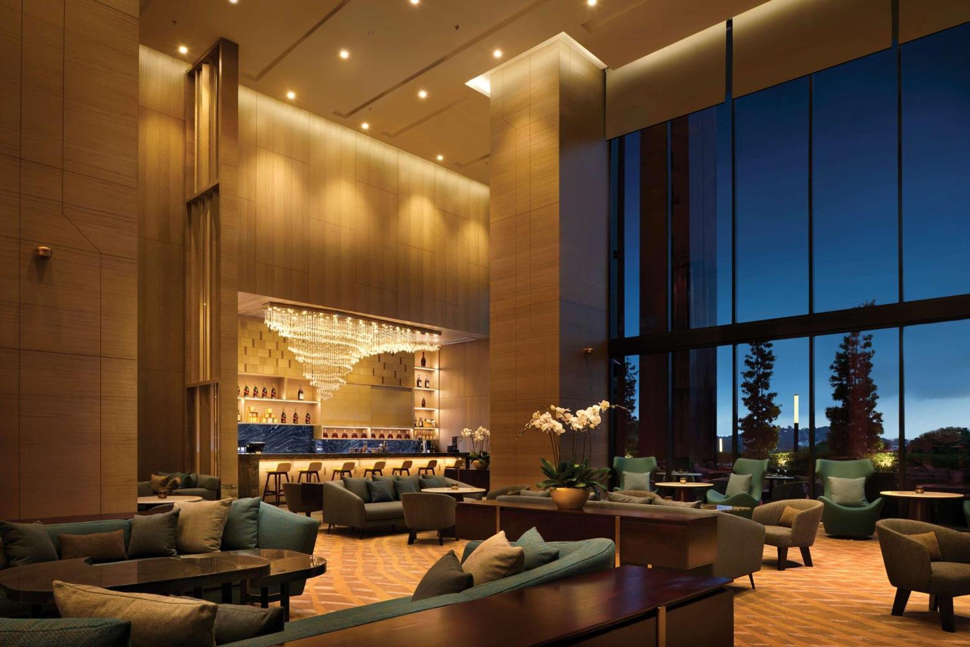 Doubletree By Hilton Shah Alam I-City Eksteriør bilde The lounge at the hotel