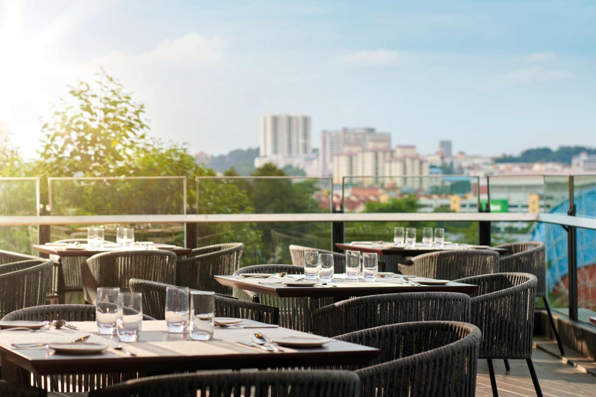 Doubletree By Hilton Shah Alam I-City Eksteriør bilde The View